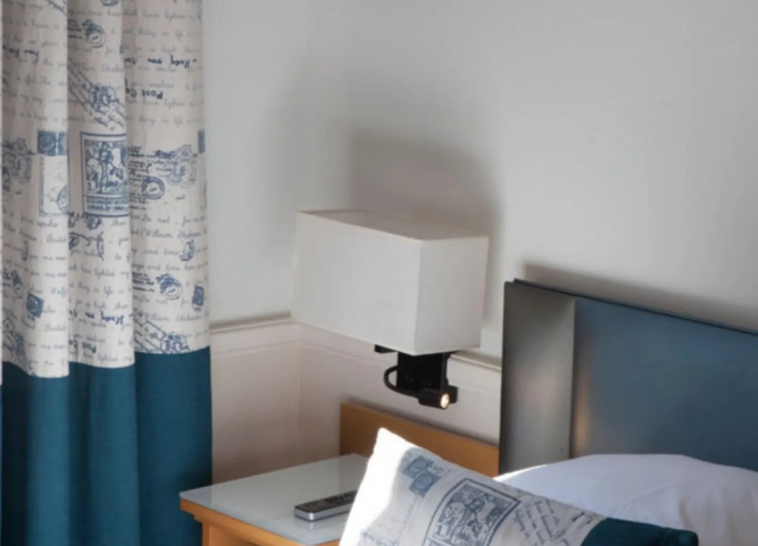 פריז Hotel La Manufacture צרפת