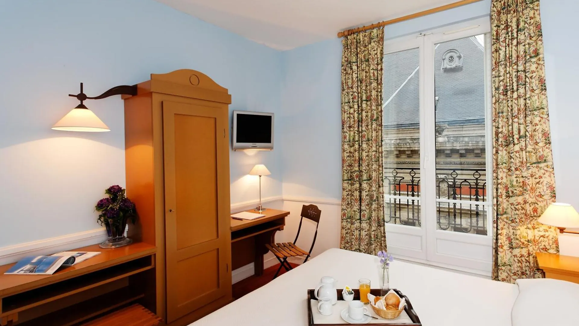פריז Hotel La Manufacture 3*,